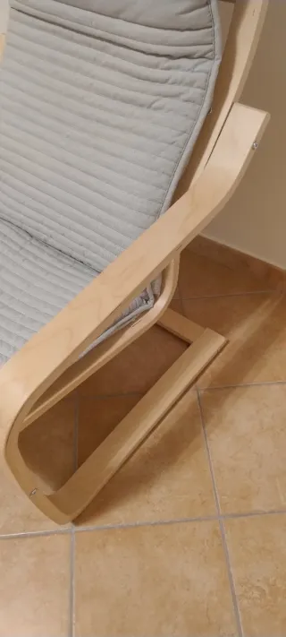 Poltrona Poang Ikea legno e tessuto