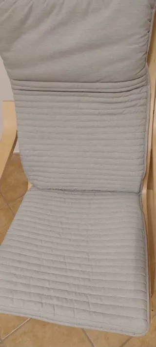 Poltrona Poang Ikea legno e tessuto