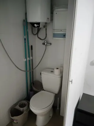 Alquiler habitación,una persona,acceso privado.