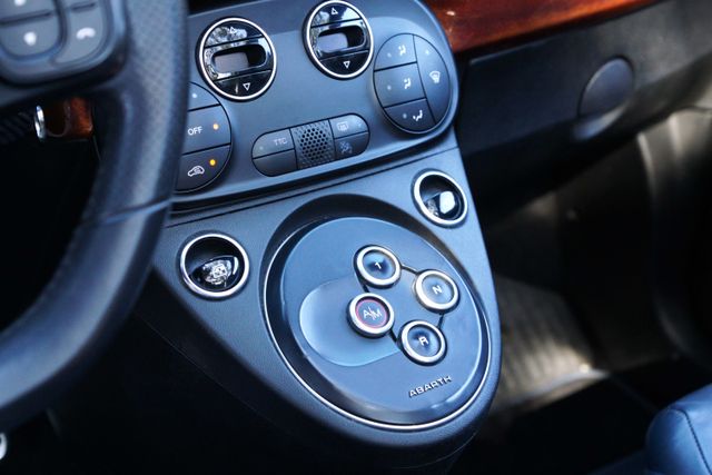 Abarth 695 RIVALE 180cv