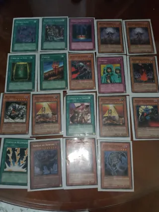 20 Cartas Yu-Gi-Oh! Colección Variada