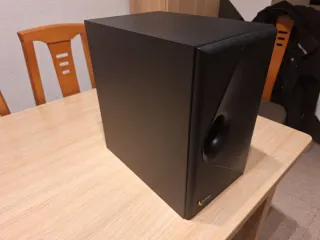 Infinity subwoofer con sistema Reflex (impecable)