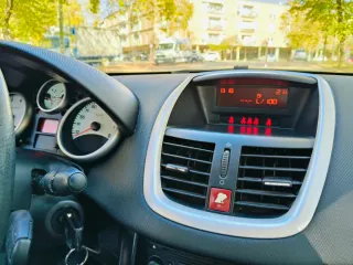 Peugeot 207 2008