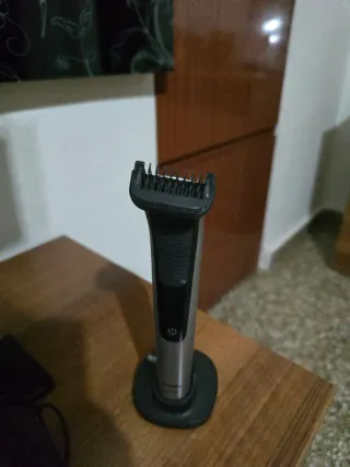 Philips OneBlade con base y cargador