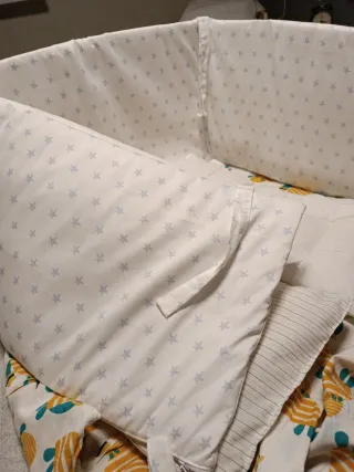 Lote Cuna: Protector, Colcha y Cojín