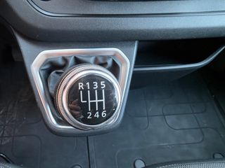 Renault Trafic 2023 2.0 dCi L2H1 Comfort 6 Plazas