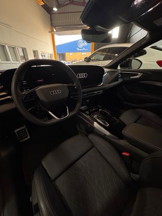 Audi A5 AVANT Black Line 2025