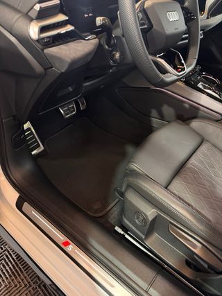 Audi A5 AVANT Black Line 2025