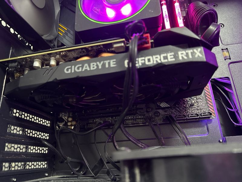 Gigabyte RTX 2060 OC Tarjeta Gráfica afbeelding 2
