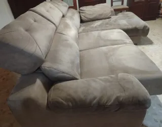 Chaiselongue piel de melocotón beige