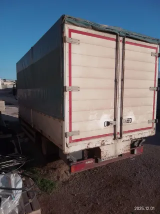 Camión Iveco EuroCargo 180cv