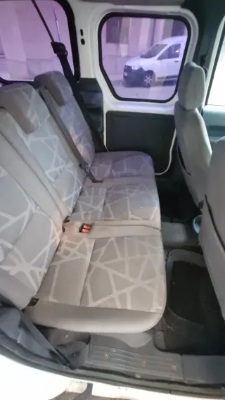 Ford Tourneo Connect 2011