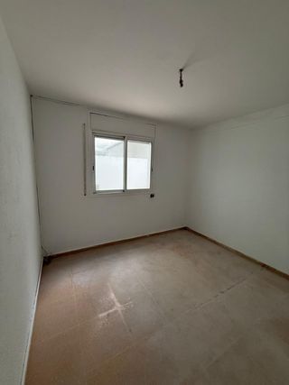 URGE Un local cerca del Mar