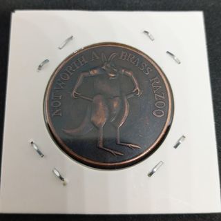 (N°26) LA ORIGINAL Y ÚNICA BRASS RAZOO AUSTRALIA