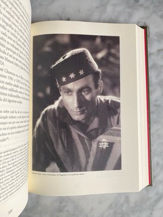 Raza. La novela escrita por Francisco Franco.