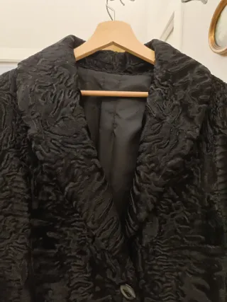 Pelliccia Astrakan Nera