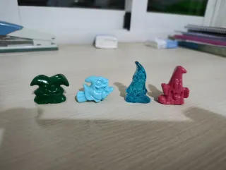 Lote 4 figuras gogos años 90