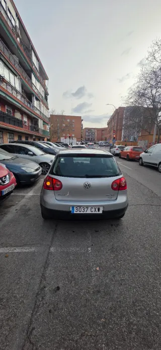 Volkswagen Golf 2004