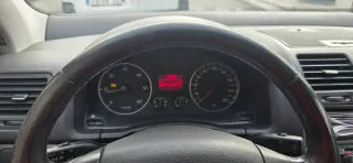 Volkswagen Golf 2004