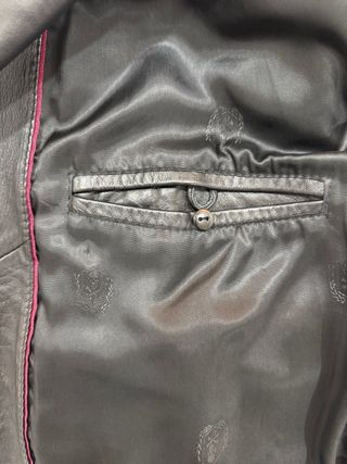 Chaqueta de cuero negra