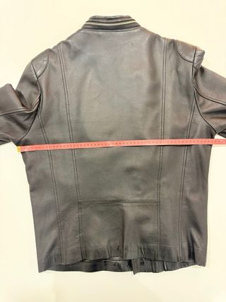 Chaqueta de cuero negra