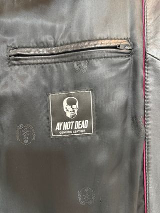 Chaqueta de cuero negra