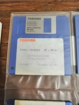 Manuale MS-DOS 4.01 + OS 4.01 Floppy