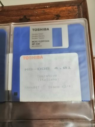 Manuale MS-DOS 4.01 + OS 4.01 Floppy