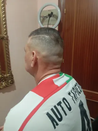 Corte caballero