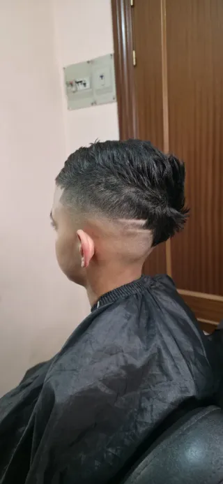 Corte caballero