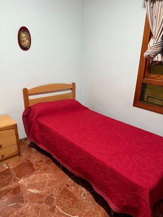 HABITACION SOLO PARA MUJER ALQUILER SILLA,Vlc