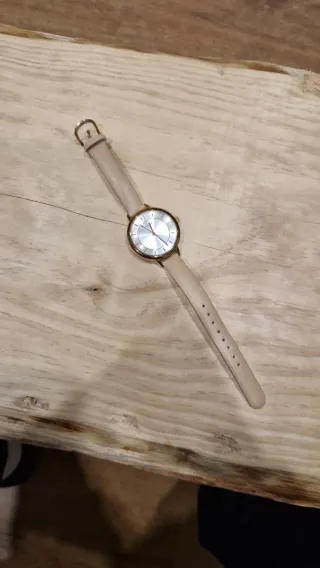 Reloj Sekonda Beige y Dorado