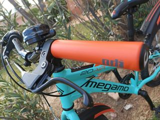 COMO NUEVA Megamo 20" Air Bici infantil 6v Shimano