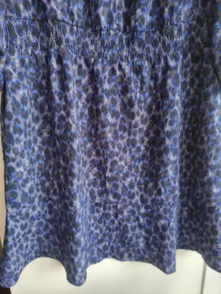 Vestido IKKS azul estampado animal print.
