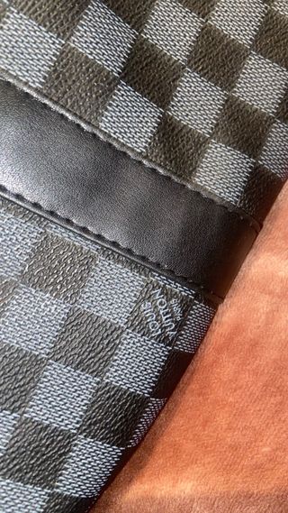 Keepall LOUIS VUITTON en el icónico Damier Negro