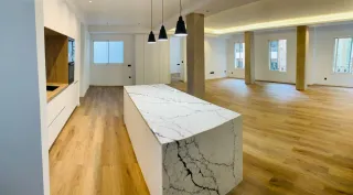 PONER PISO PARQUES Y ARMARIOS