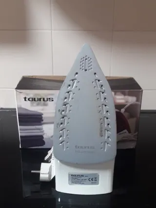 Plancha Taurus PTSI 2200 ROSE