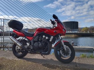 Yamaha Fazer 600-Muy cuidada,lista para disfrutar.