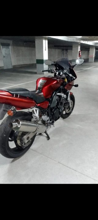 Yamaha Fazer FZS 600. Se puede limitar para A2.