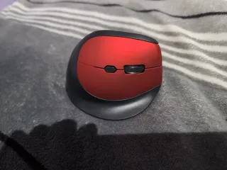 Ratón Ergonómico Vertical Rojo y Gris