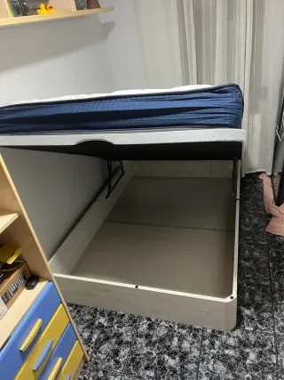 Canapé abatible y colchón