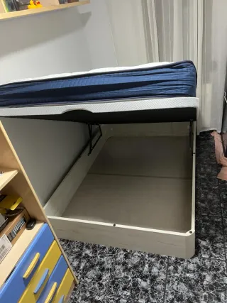 Canapé abatible y colchón