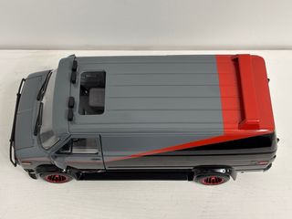 GMC Vandura Equipo A escala 1/18