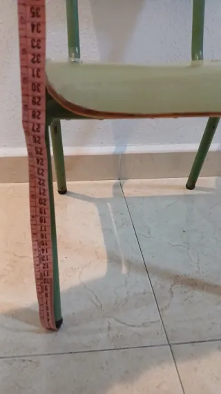 Silla escolar infantil verde