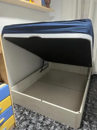 Canapé abatible y colchón