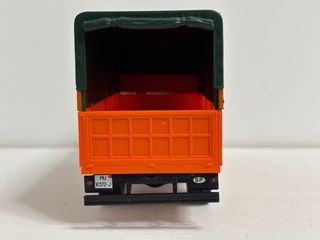 Pegaso Comet escala 1/43