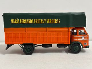 Pegaso Comet escala 1/43