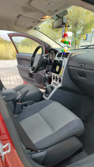 Dodge Caliber 2010 y amar por teléfono 631370062 l