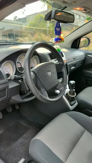 Dodge Caliber 2010 y amar por teléfono 631370062 l