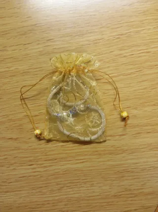 Collar de plata con detalles esmaltados